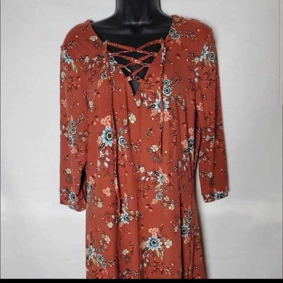 BeBop Dresses & Skirts - Floral Tie Up Dress BeBop Dresses & Skirts - Floral Tie Up Dress